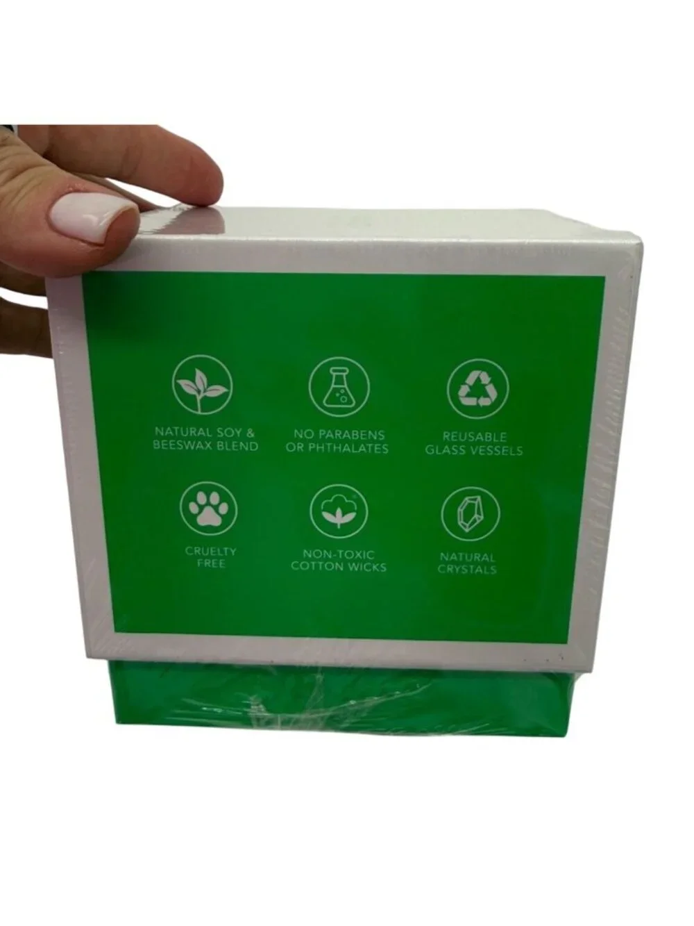 Jill & Ally Good Luck Charm Crystal Manifestation Candle - Mint Sage